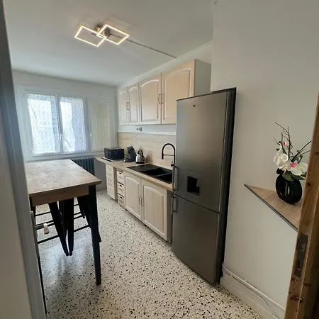 Appartement Proche De La Gare Alès