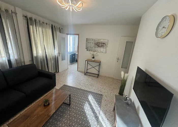 Proche De La Gare Appartement *