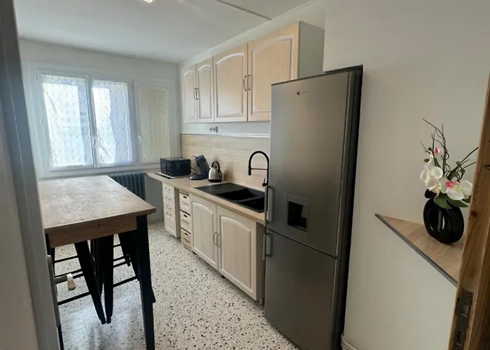 Apartamento Proche De La Gare Alès